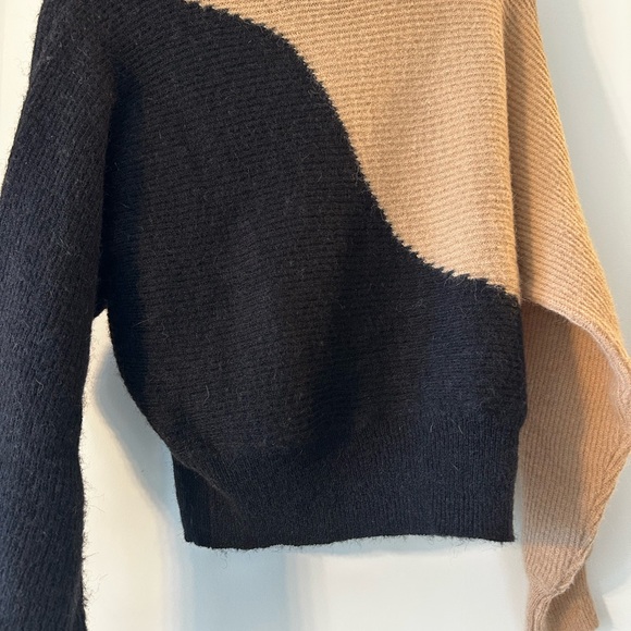 Vici Black and Tan Colorblock Sweater - Picture 2 of 6